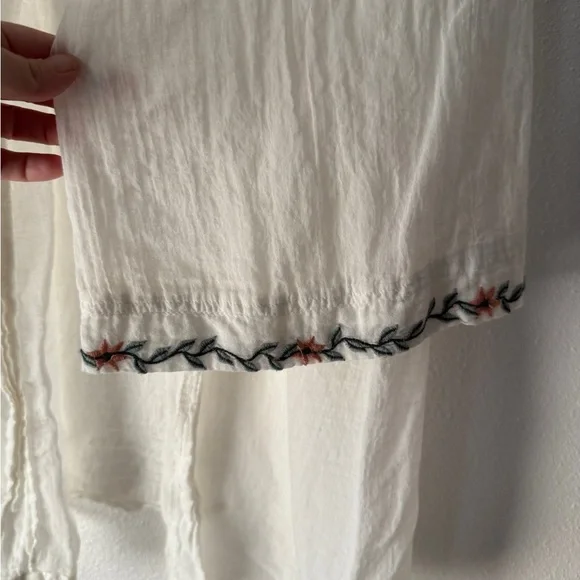 Cost Plus World Market Cream Floral Embroidered Robe Boho - Picture 3 of 10